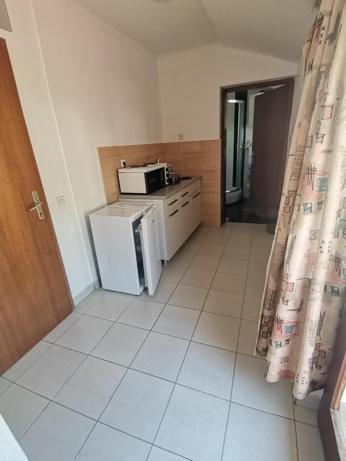 Guesthouse Zimovski Peštani Екстериор снимка