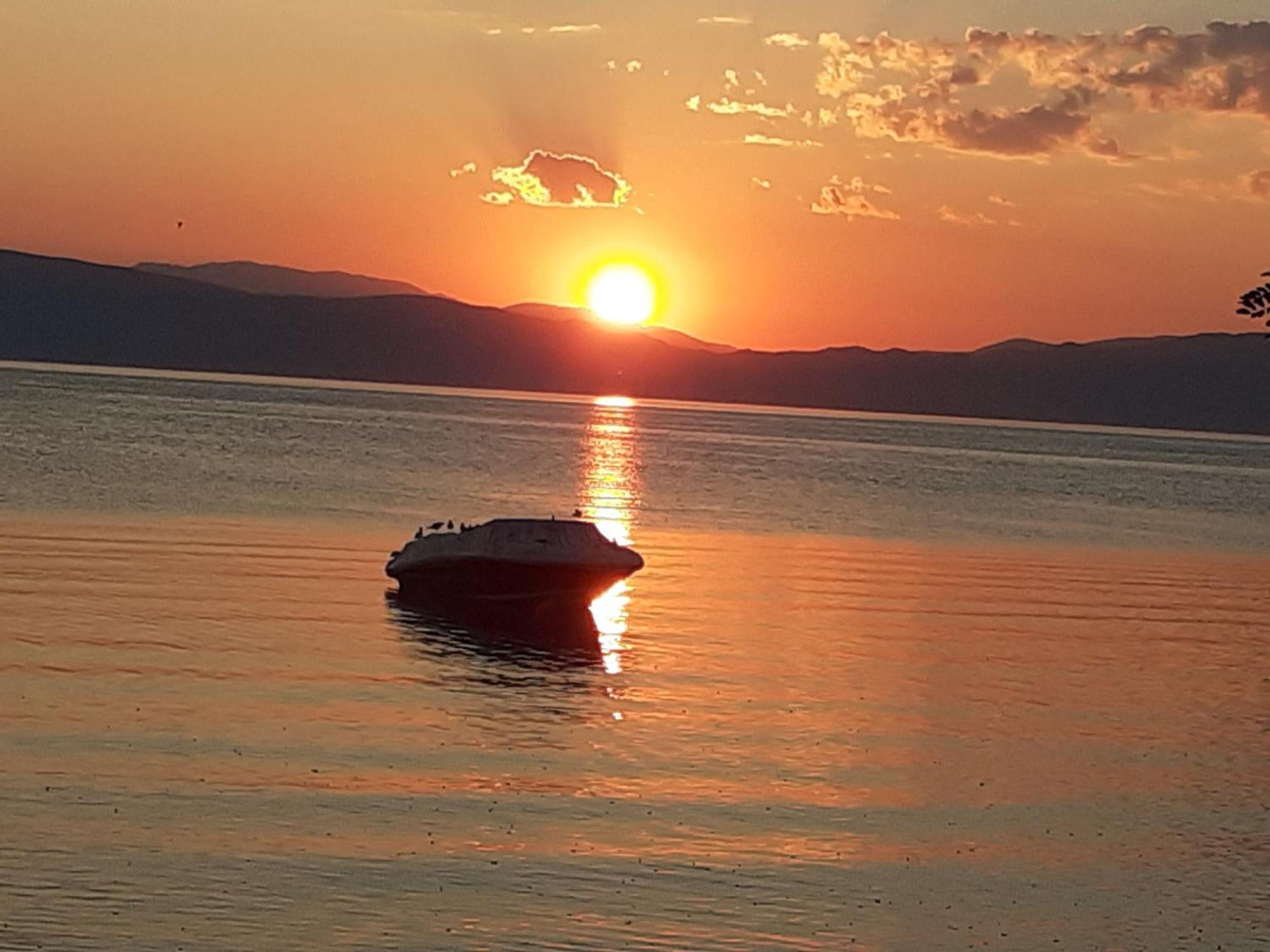 Guesthouse Zimovski Peštani Екстериор снимка