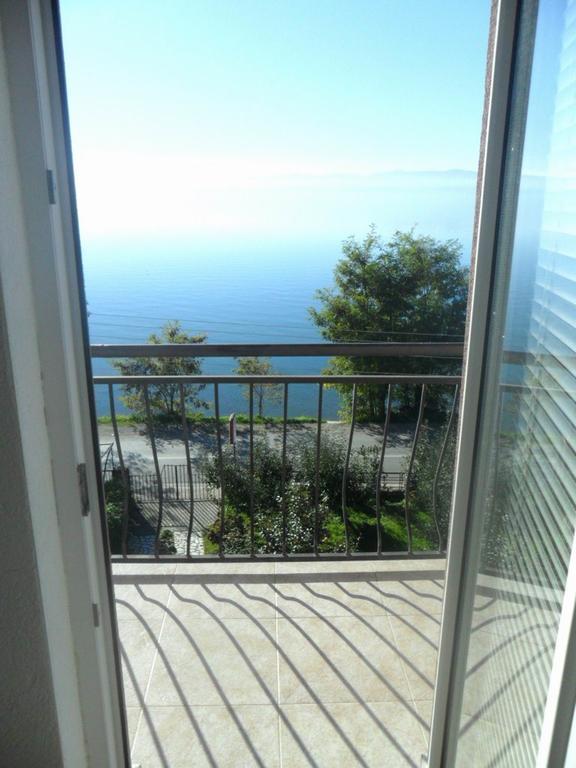 Guesthouse Zimovski Peštani Екстериор снимка