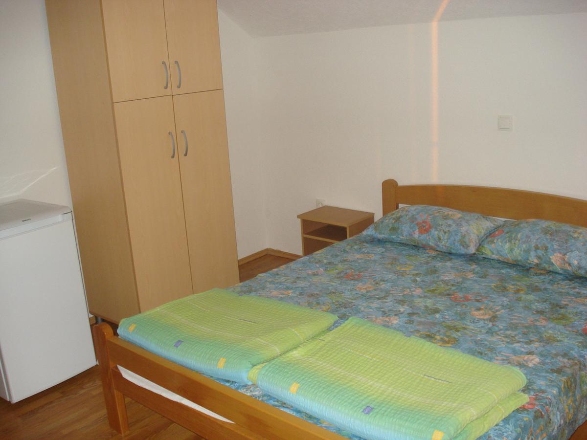 Guesthouse Zimovski Peštani Екстериор снимка