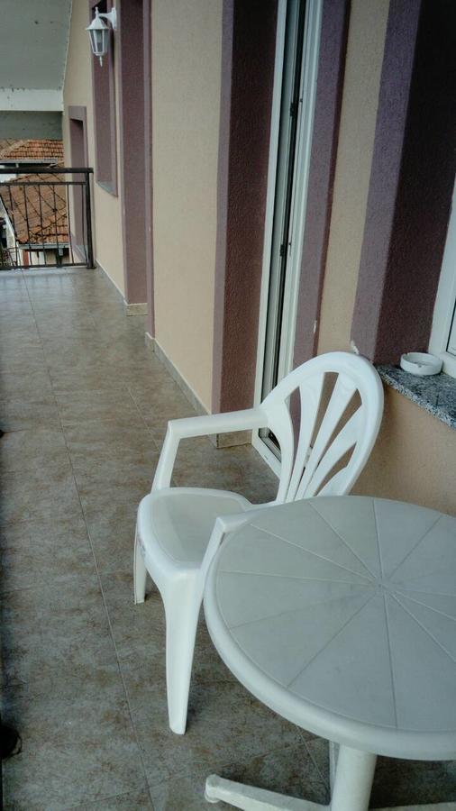 Guesthouse Zimovski Peštani Екстериор снимка