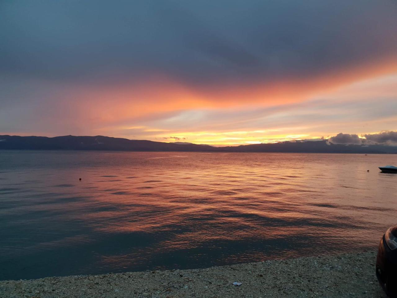 Guesthouse Zimovski Peštani Екстериор снимка